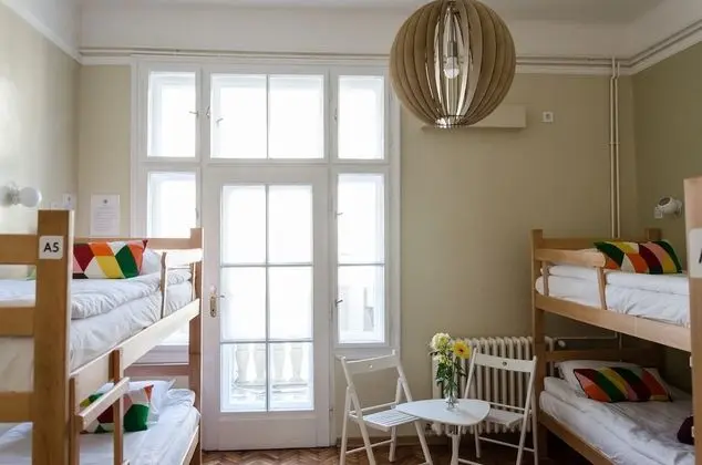 Bed in 6-Bed Shared Dormitory Room