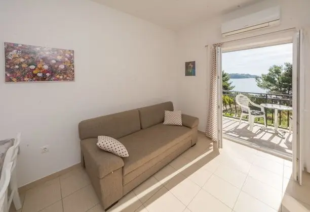 Apart Daire, Deniz Manzaralı