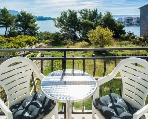 Apart Daire, Deniz Manzaralı