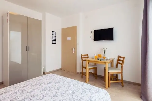 Standard Oda, Balkon, Havuz Manzaralı