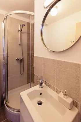 Standard Oda, Balkon, Havuz Manzaralı