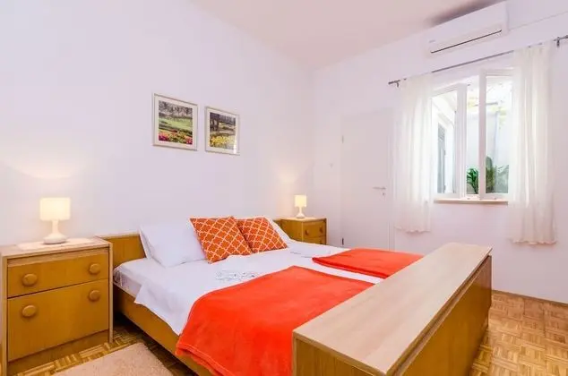 Tek Büyük Yataklı Oda (Standard Double Room-2)