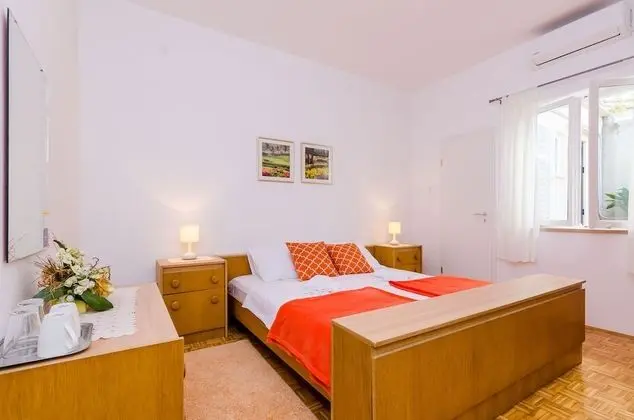 Tek Büyük Yataklı Oda (Standard Double Room-2)