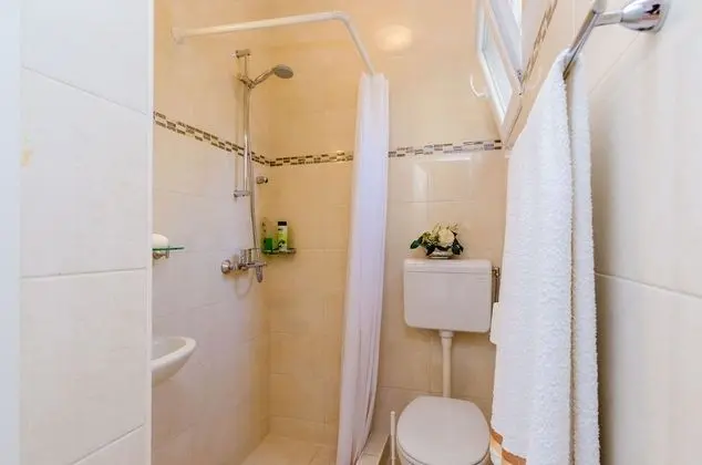 Tek Büyük Yataklı Oda (Standard Double Room-2)