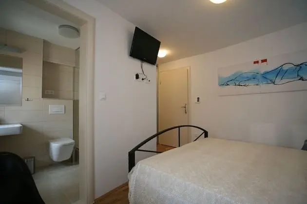 Tek Büyük Yataklı Oda