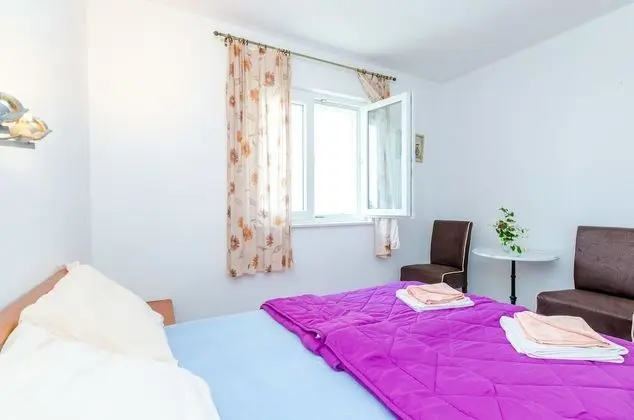 Basic Tek Büyük Yataklı Oda, Veranda, Bahçe Manzaralı