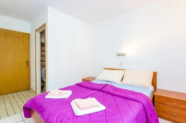 Basic Tek Büyük Yataklı Oda, Veranda, Bahçe Manzaralı