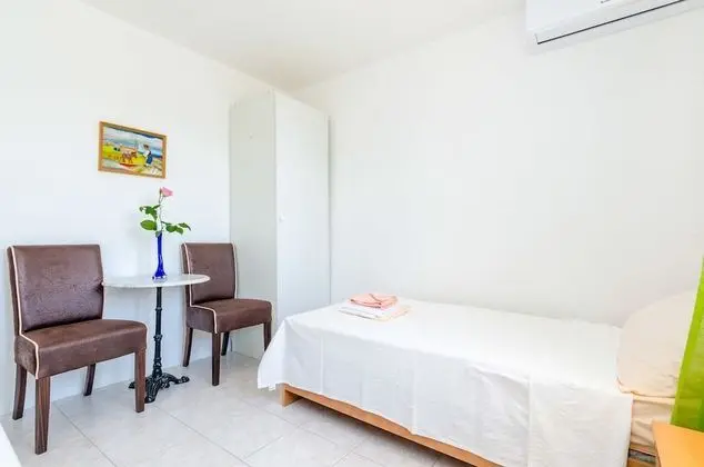 İki Ayrı Yataklı Oda, Veranda, Bahçe Manzaralı