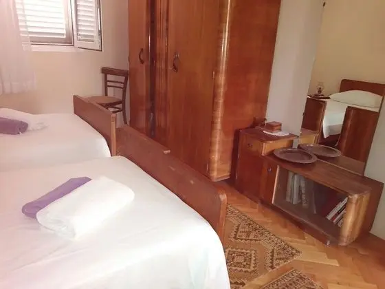 Tek Büyük Yataklı Oda (Rooms Brezak - Twin Room with Shared )