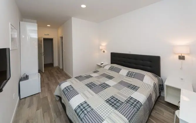 Deluxe Tek Büyük Yataklı Oda, Deniz Manzaralı