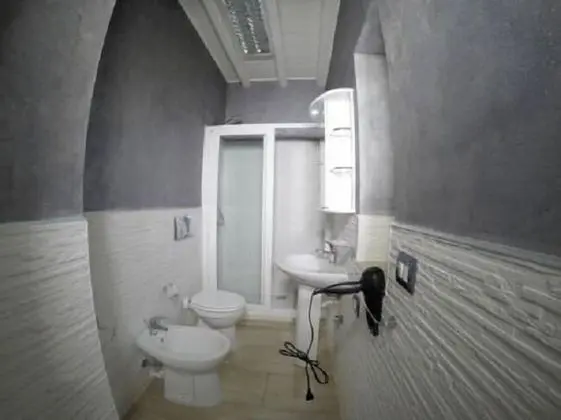 Tek Büyük Yataklı Oda, Balkon