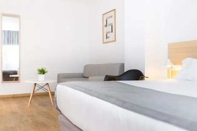 Dört Kişilik Oda, Balkon