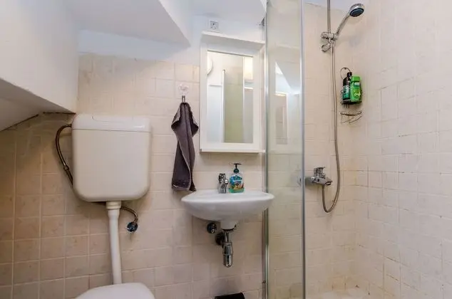 Tek Büyük Yataklı Oda (Double Room)