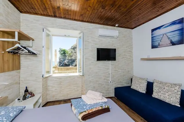 Üç Kişilik Oda (Triple Rom with Sea View)