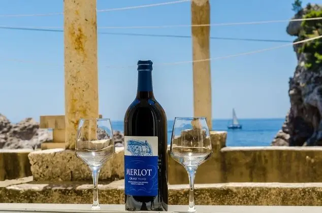 Üç Kişilik Oda (Triple Rom with Sea View)