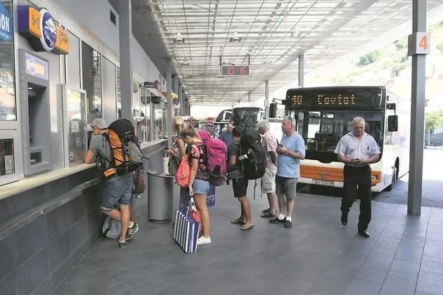 Tek Büyük Yataklı Oda (Double Room)