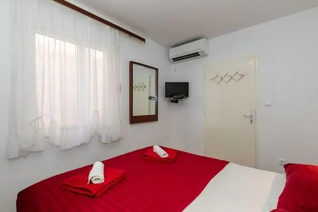 Tek Büyük Yataklı Oda (Economy Double Room)