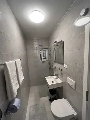 Tek Büyük Yataklı Oda (Economy Double Room)