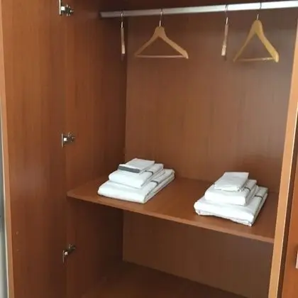 Tek Büyük Yataklı Oda, Ortak Banyo