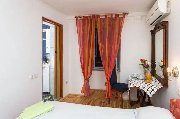Tek Büyük Yataklı Oda (Double Room)