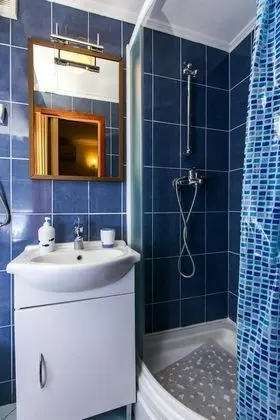 Tek Büyük Yataklı Oda (Double Room)