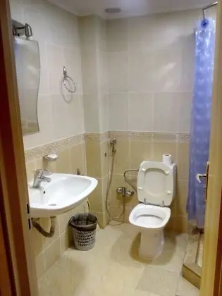 Dört Kişilik Oda, 1 Yatak Odası, Özel Banyo, Bahçe Manzaralı