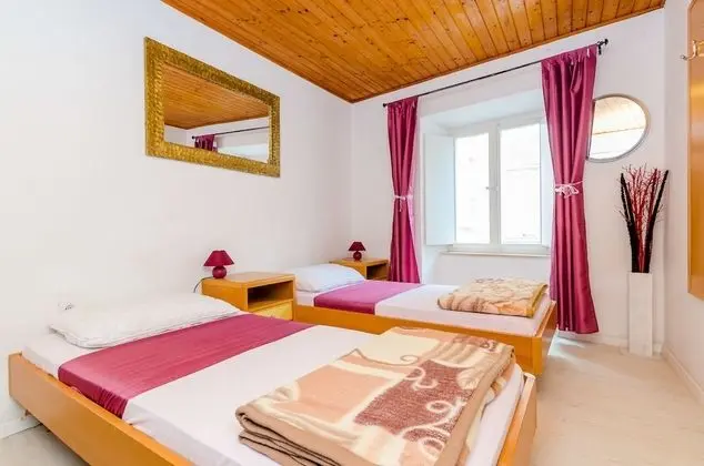 Basic İki Ayrı Yataklı Oda