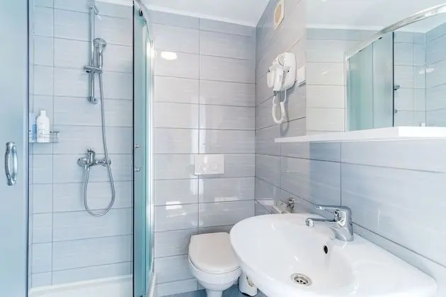 Tek Büyük Yataklı Oda (Rooms Katja & Lara - Double Room)