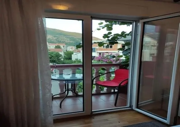 Romantic Tek Büyük Yataklı Oda