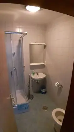 Tek Büyük veya İki Ayrı Yataklı Oda, Avlu Manzaralı