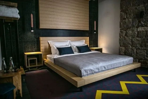 Deluxe Tek Büyük Yataklı Oda