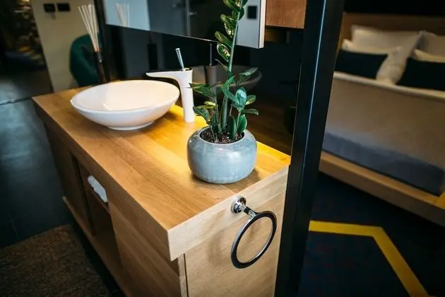 Deluxe Tek Büyük Yataklı Oda