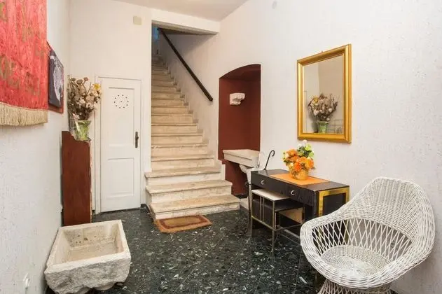 Tek Büyük Yataklı Oda (Twin or Double Room with Sea View)