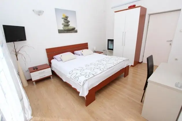 Tek Büyük Yataklı Oda, Balkon