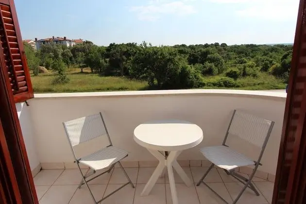 Tek Büyük Yataklı Oda, Balkon