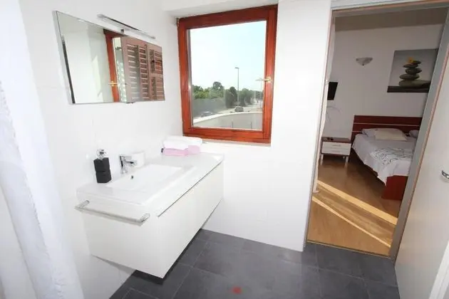 Tek Büyük Yataklı Oda, Balkon