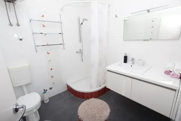 Tek Büyük Yataklı Oda, Balkon