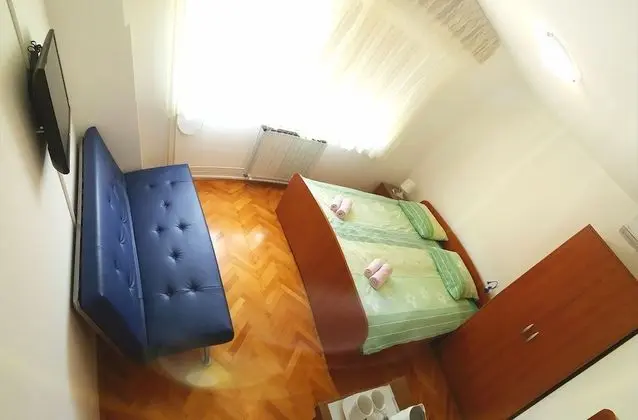 Basic Tek Büyük Yataklı Oda