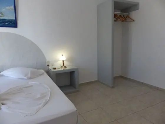Studio for 3 people