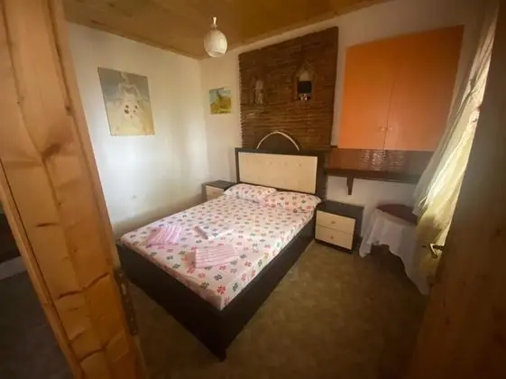 Tek Büyük Yataklı Oda, Sigara İçilmez