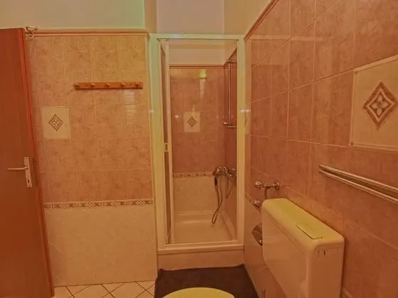 Tek Büyük Yataklı Oda, 1 Yatak Odası (1370/12890)