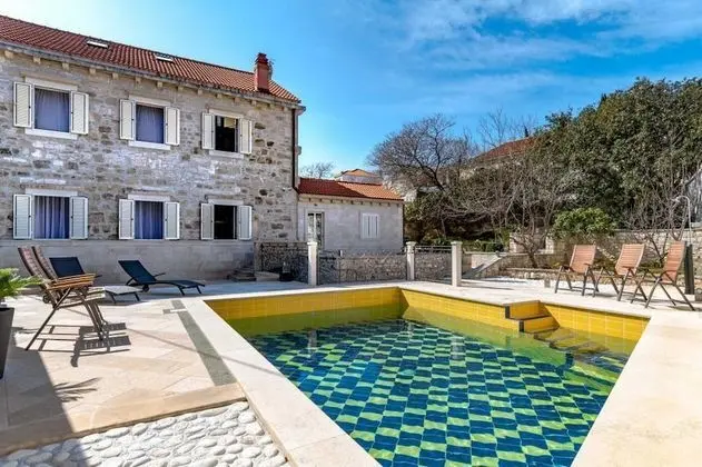 Tek Büyük Yataklı Oda (Comfort Double Room with Sea View)