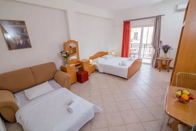 Stüdyo (for 3)