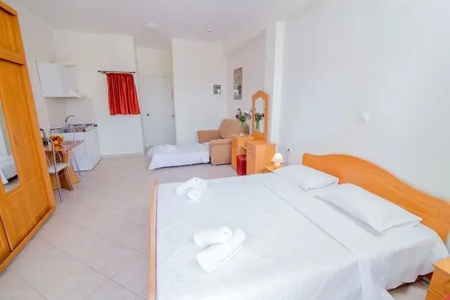 Stüdyo (for 3)