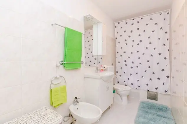 Tek Büyük Yataklı Oda (Double Room with Terrace and Sea View)