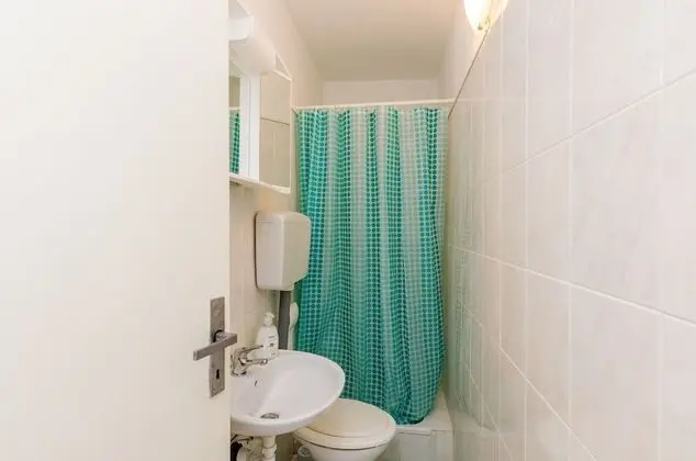 Tek Kişilik Oda (Single Room with Terrace and Sea View)