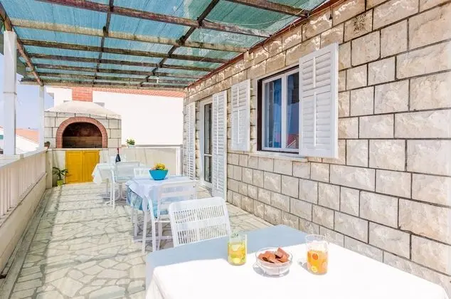 Tek Kişilik Oda (Single Room with Terrace and Sea View)