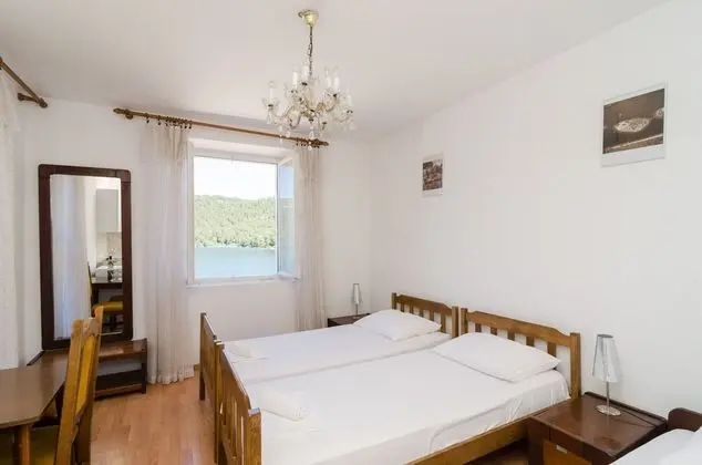 Basic Üç Kişilik Oda, Birden Çok Yatak, Balkon, Deniz Manzaralı