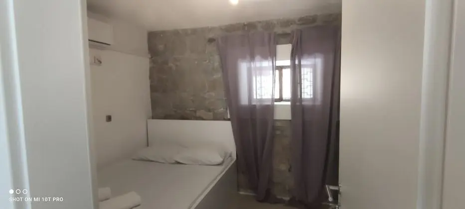 Deluxe Tek Büyük Yataklı Oda (1)