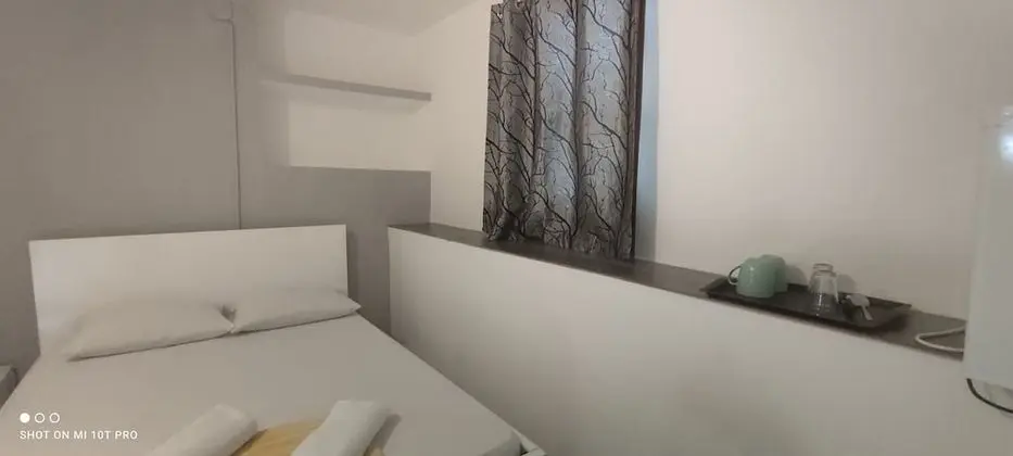 Deluxe Tek Büyük Yataklı Oda (2)